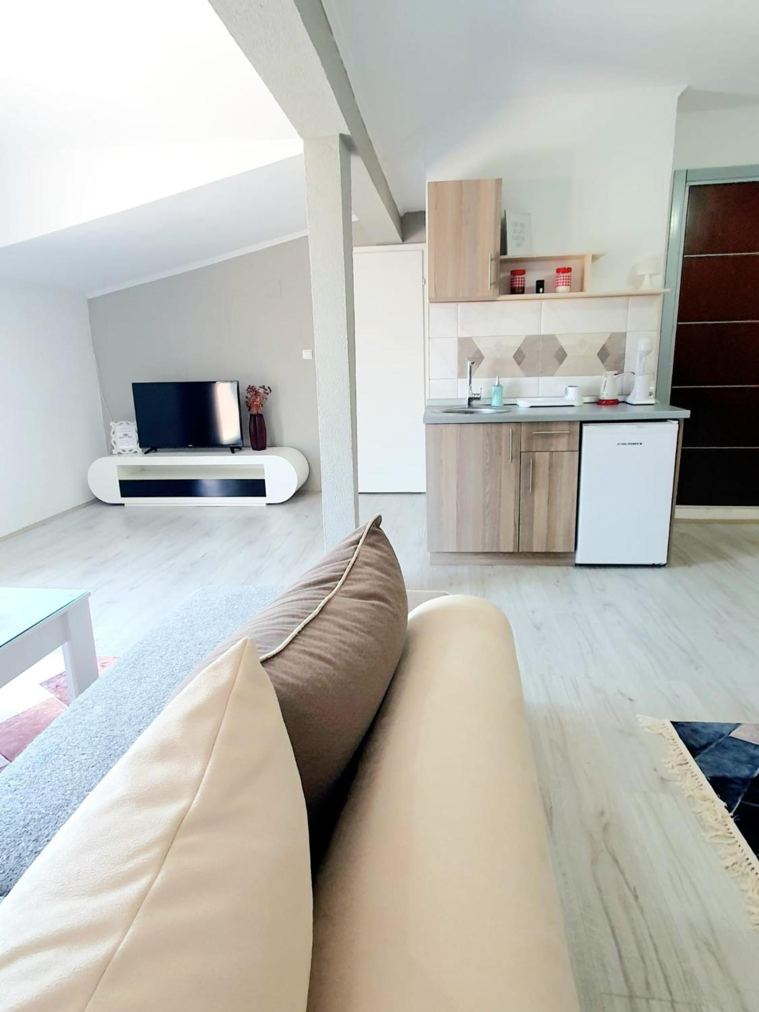Eftimija Apartments Гевгелия Экстерьер фото